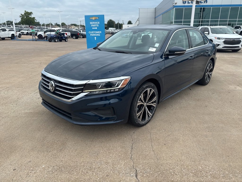 Used 2022 Volkswagen Passat 2.0T SE