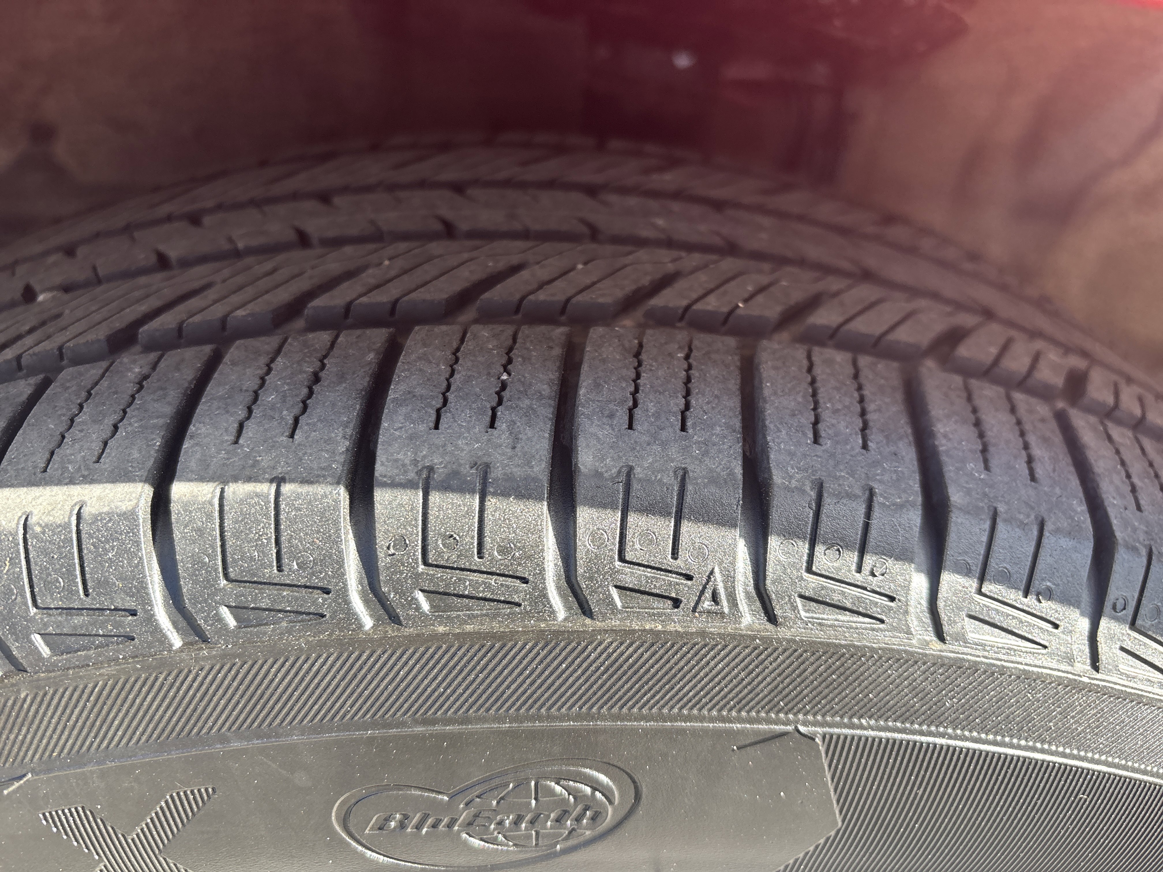 Used 2018 Toyota Prius Prime Premium image 12