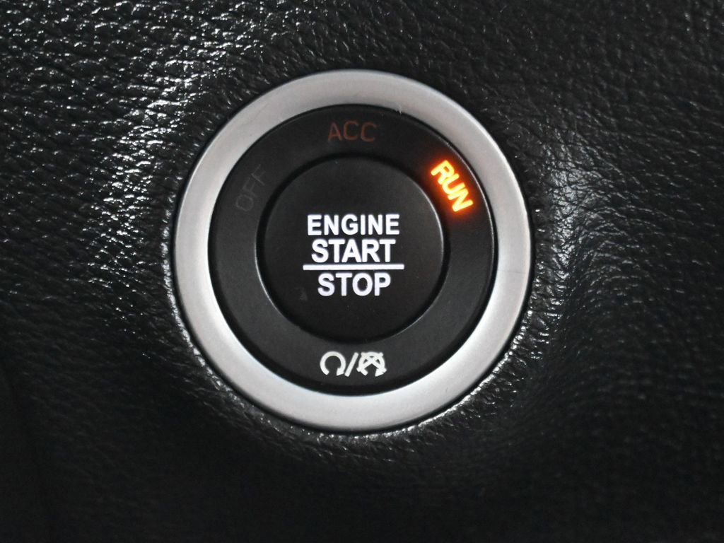 Used 2021 Dodge Challenger R/T w/ Performance Handling Group image 17