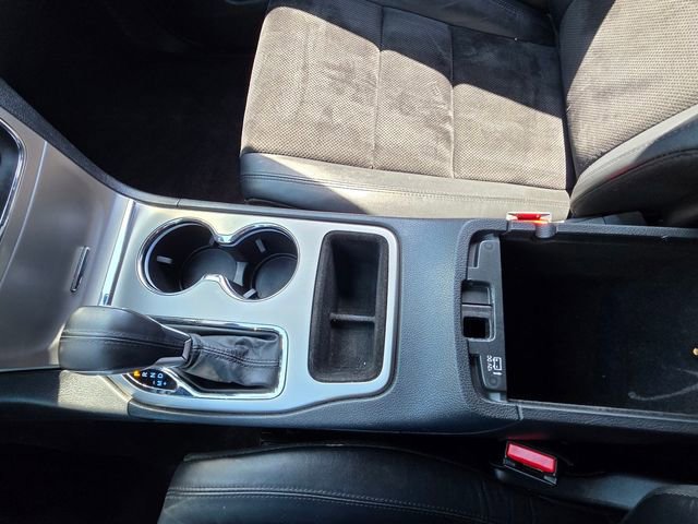 Used 2017 Jeep Grand Cherokee Altitude image 22