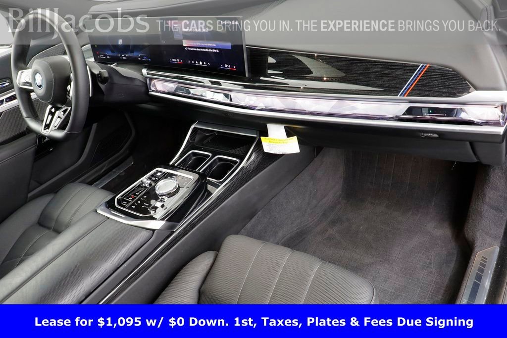 Certified 2025 BMW 750e xDrive image 7