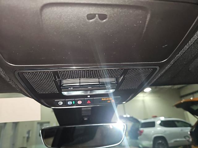 New 2026 Buick Enclave Avenir w/ Super Cruise Package image 17