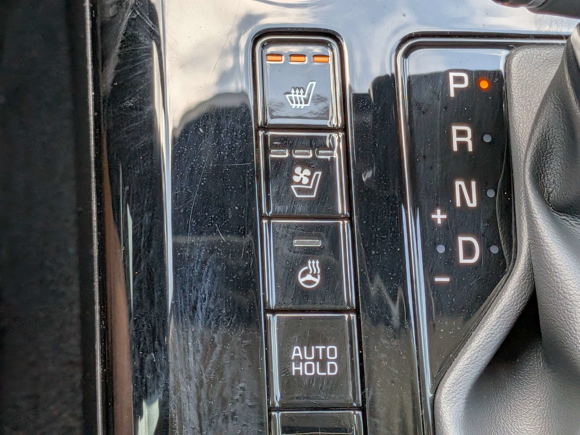 Certified 2024 Kia Niro SX Touring FWD image 31