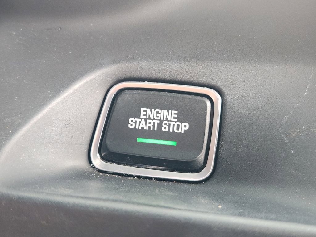 Used 2020 Chevrolet Camaro LS RWD image 16