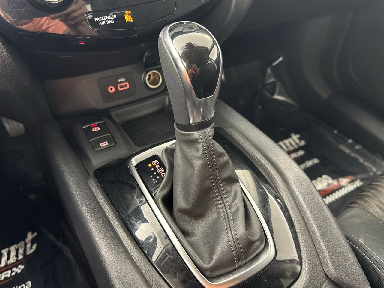 Used 2019 Nissan Rogue SV w/ Sun & Sound Touring Package image 27