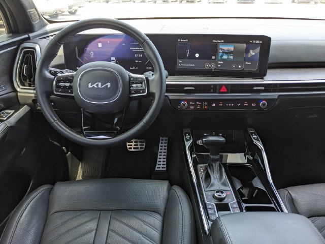 Used 2025 Kia Sorento SX Prestige AWD/4WD image 17