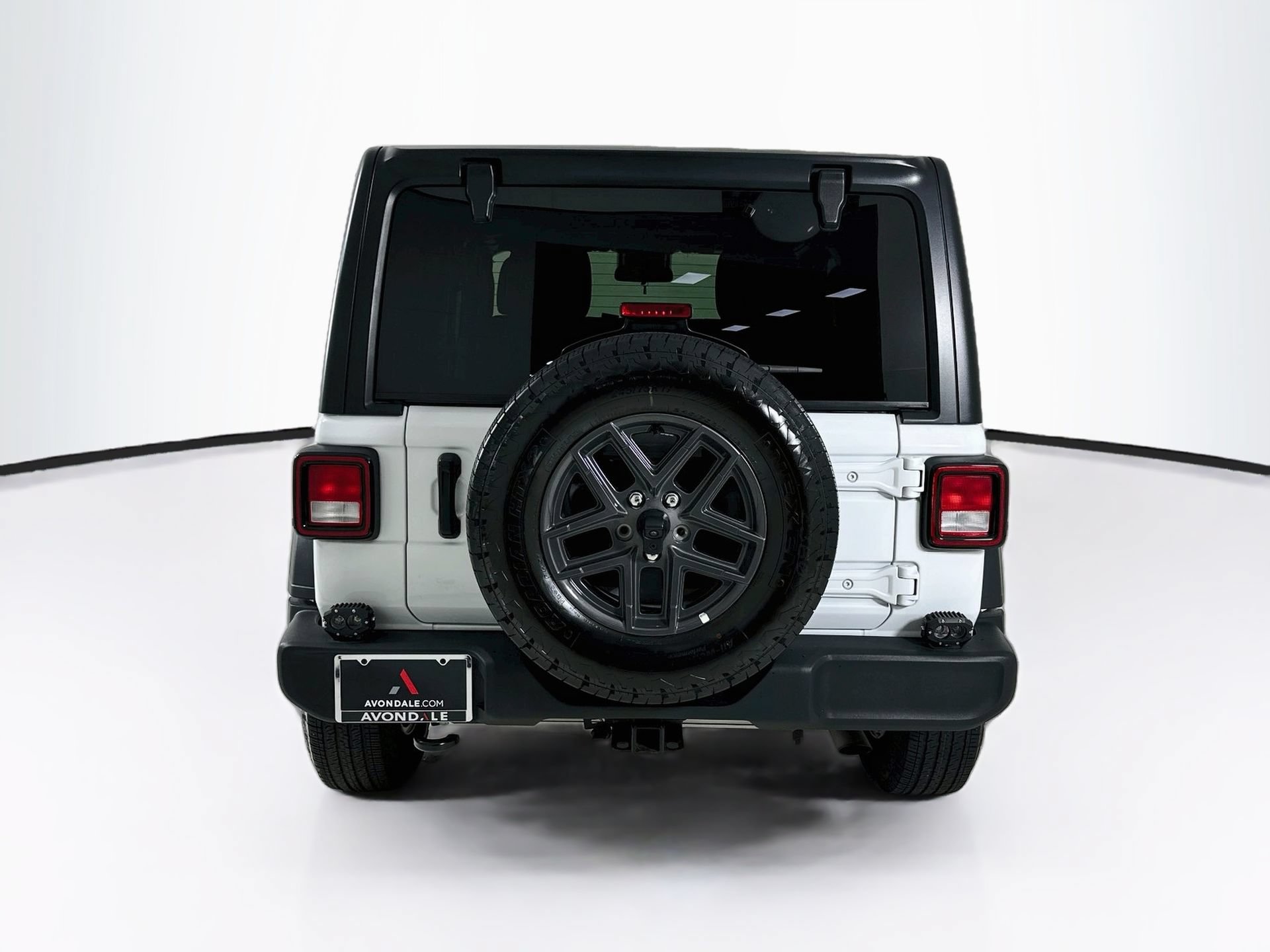 Used 2024 Jeep Wrangler Sport AWD/4WD image 7