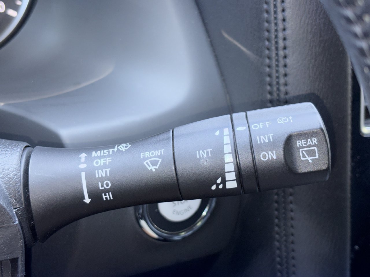 Used 2024 Nissan Armada SV AWD/4WD image 14