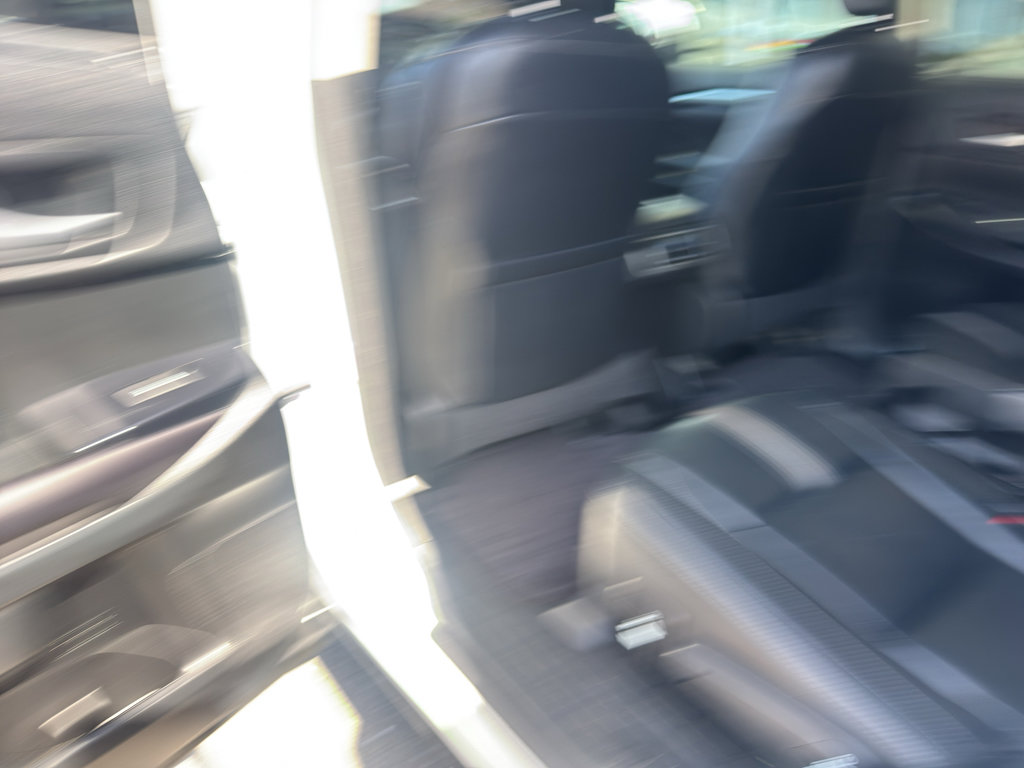 Used 2017 Toyota Highlander SE AWD/4WD image 8