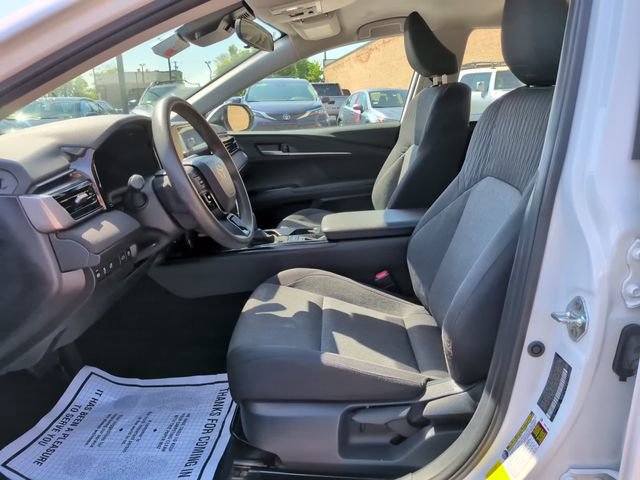 Used 2025 Toyota Camry LE FWD image 15