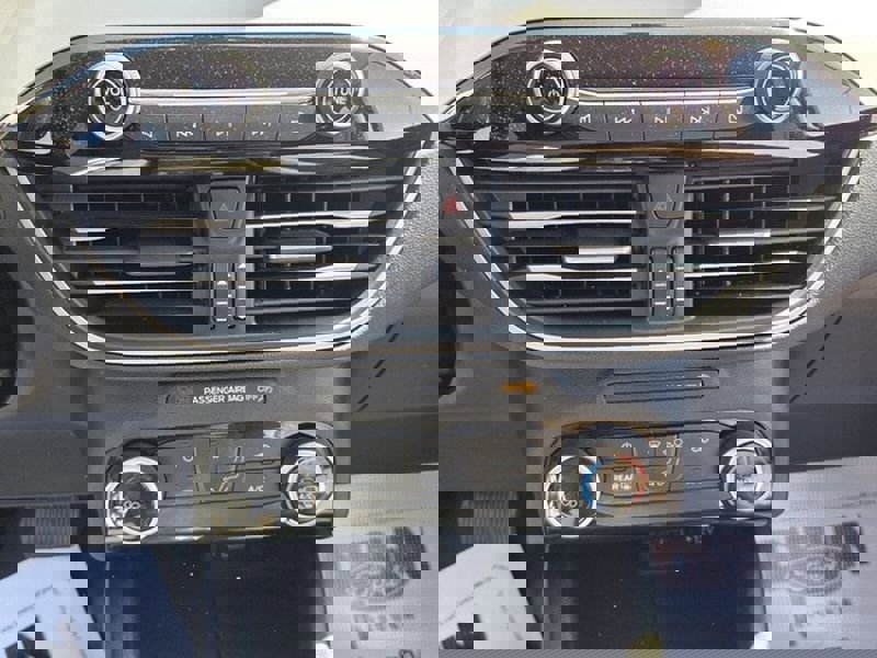 Used 2022 Ford Escape SE w/ SE Sport Appearance Package image 21