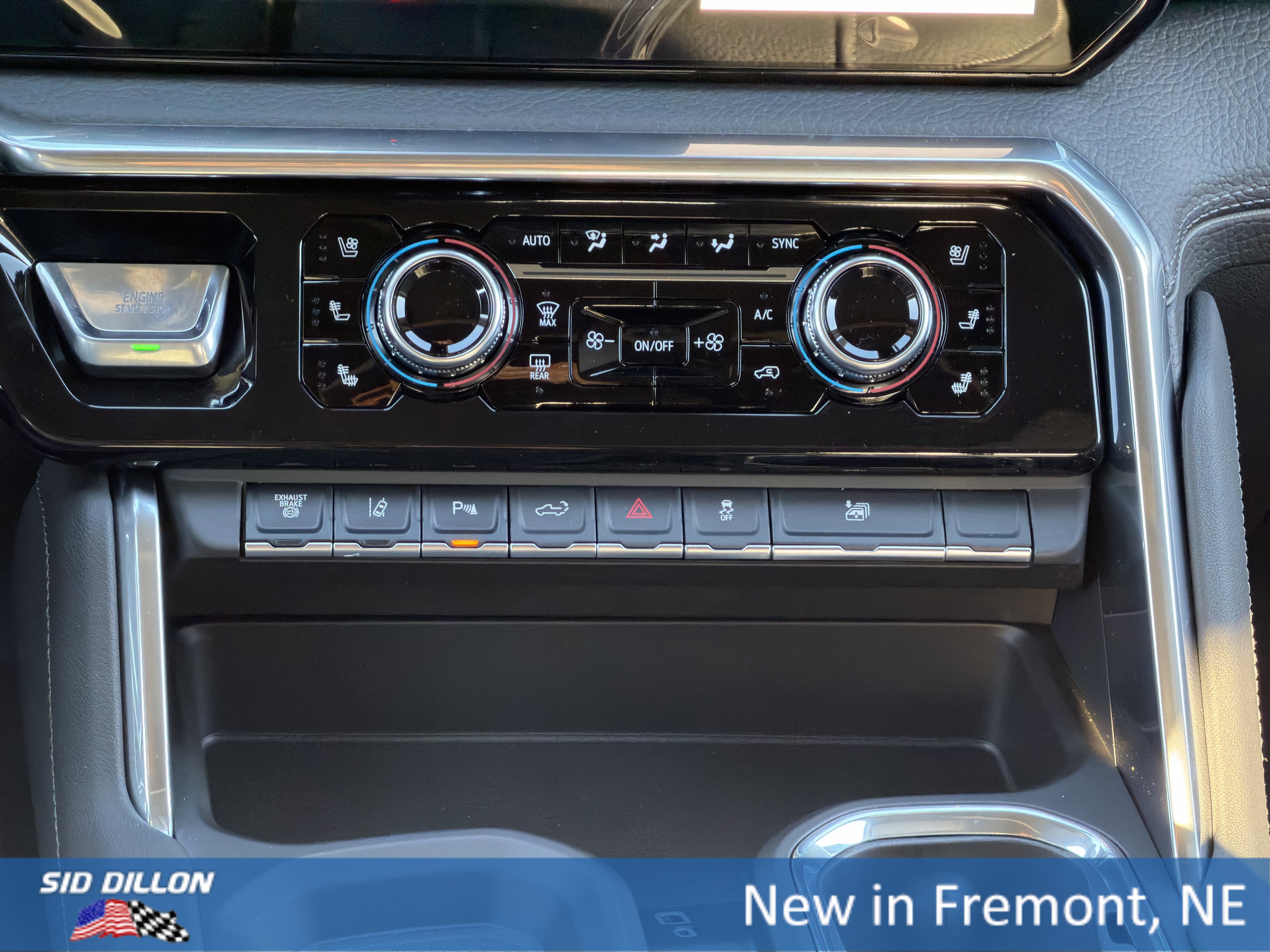 New 2026 GMC Sierra 3500 Denali w/ Denali Reserve Package image 12