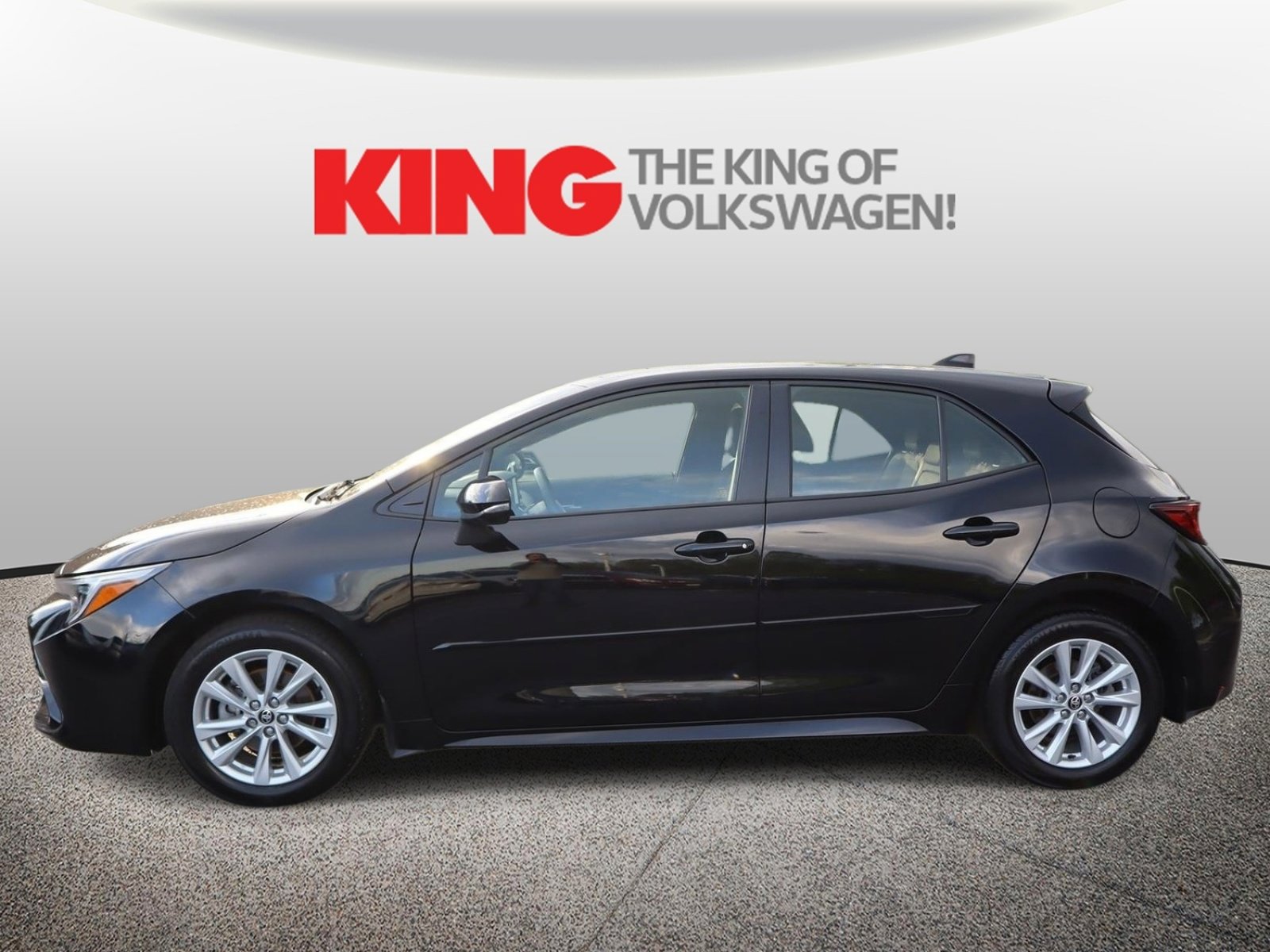 Used 2024 Toyota Corolla SE FWD image 7