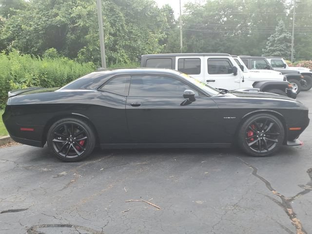 Certified 2022 Dodge Challenger R/T w/ Plus Package RWD image 9