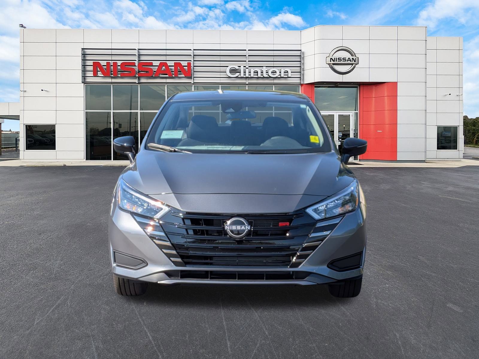 New 2025 Nissan Versa SR w/ Trunk Package FWD image 8