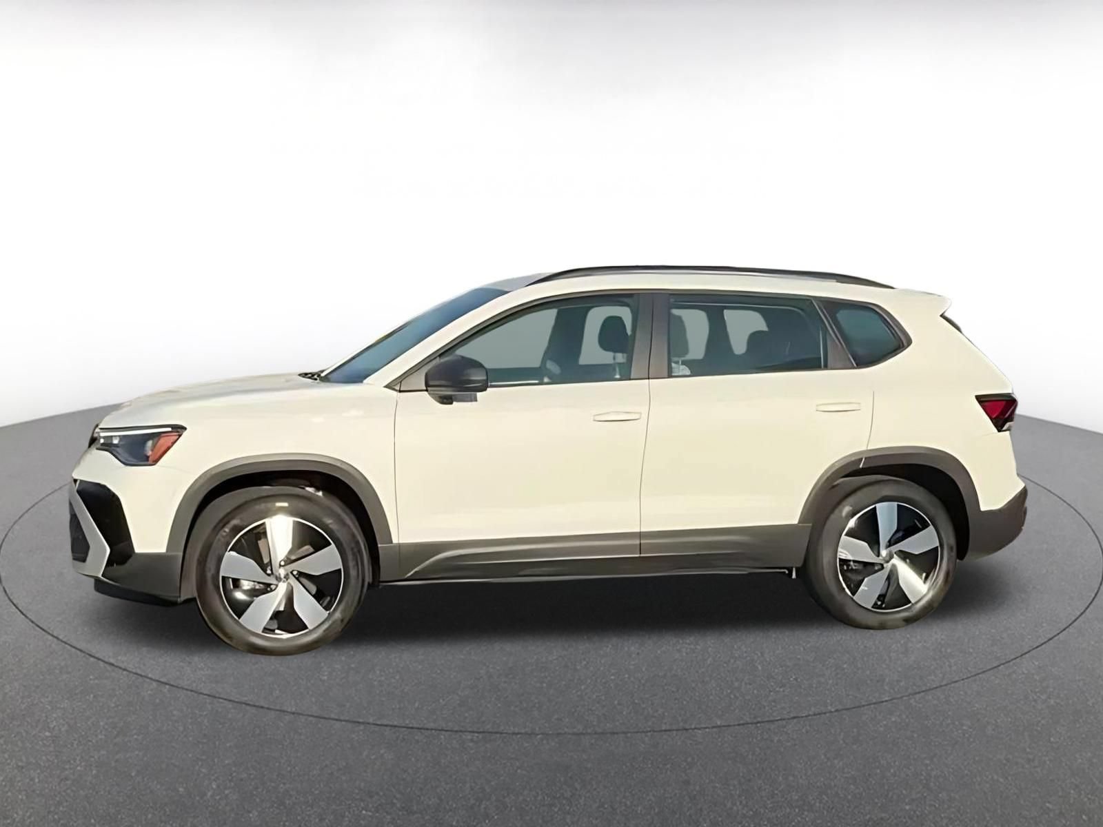 Used 2026 Volkswagen Taos S AWD/4WD image 9