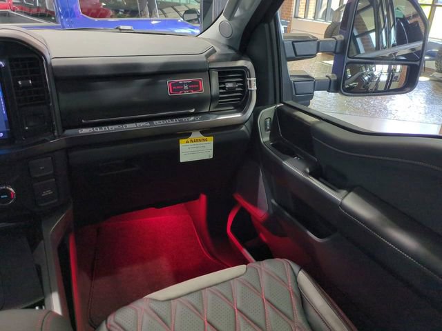 New 2026 Ford F250 Lariat w/ Black Appearance Package image 17