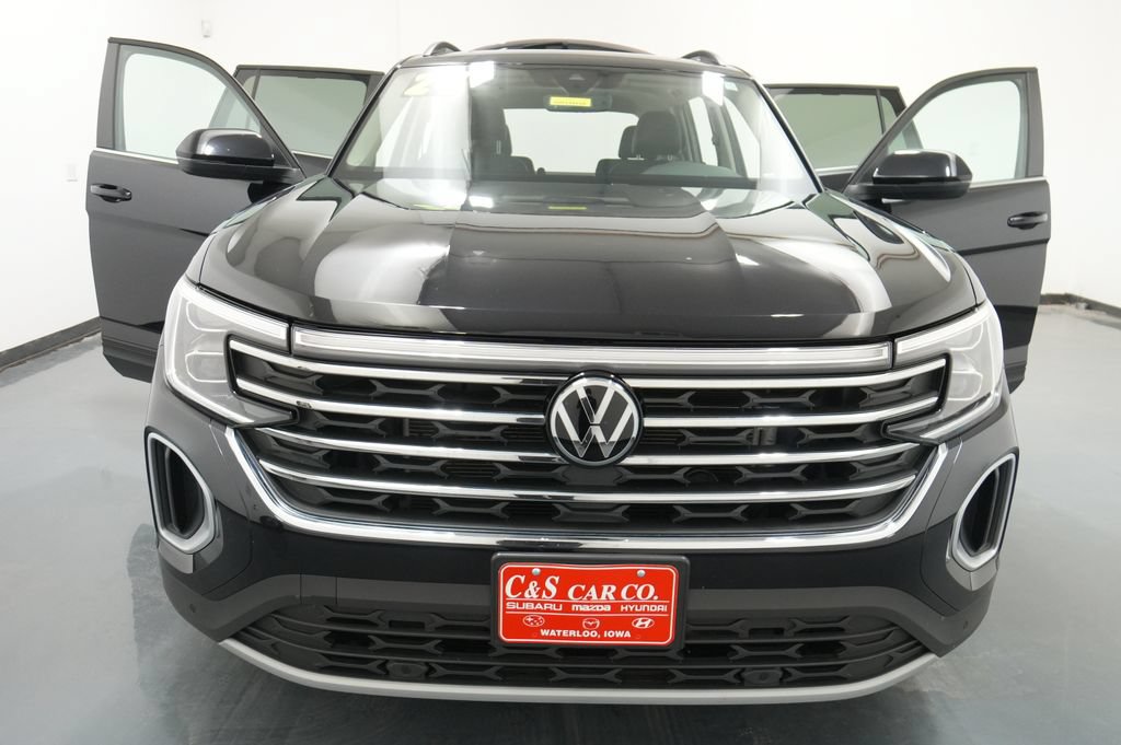Used 2024 Volkswagen Atlas SE AWD/4WD image 30