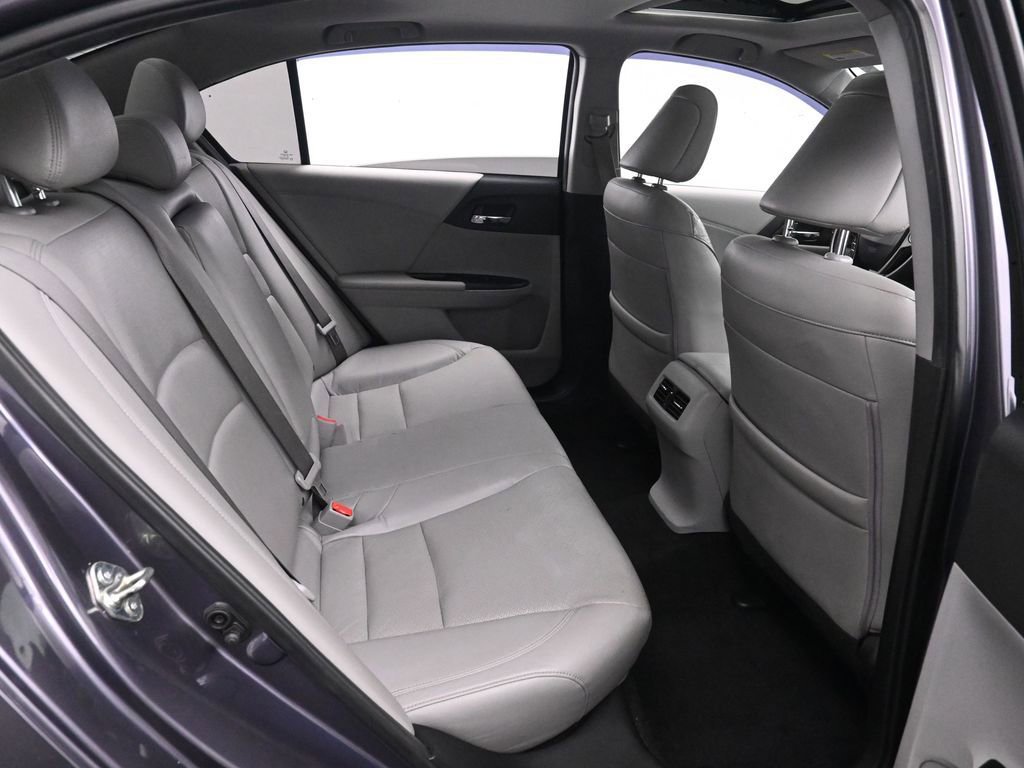 Used 2016 Honda Accord EX-L image 17