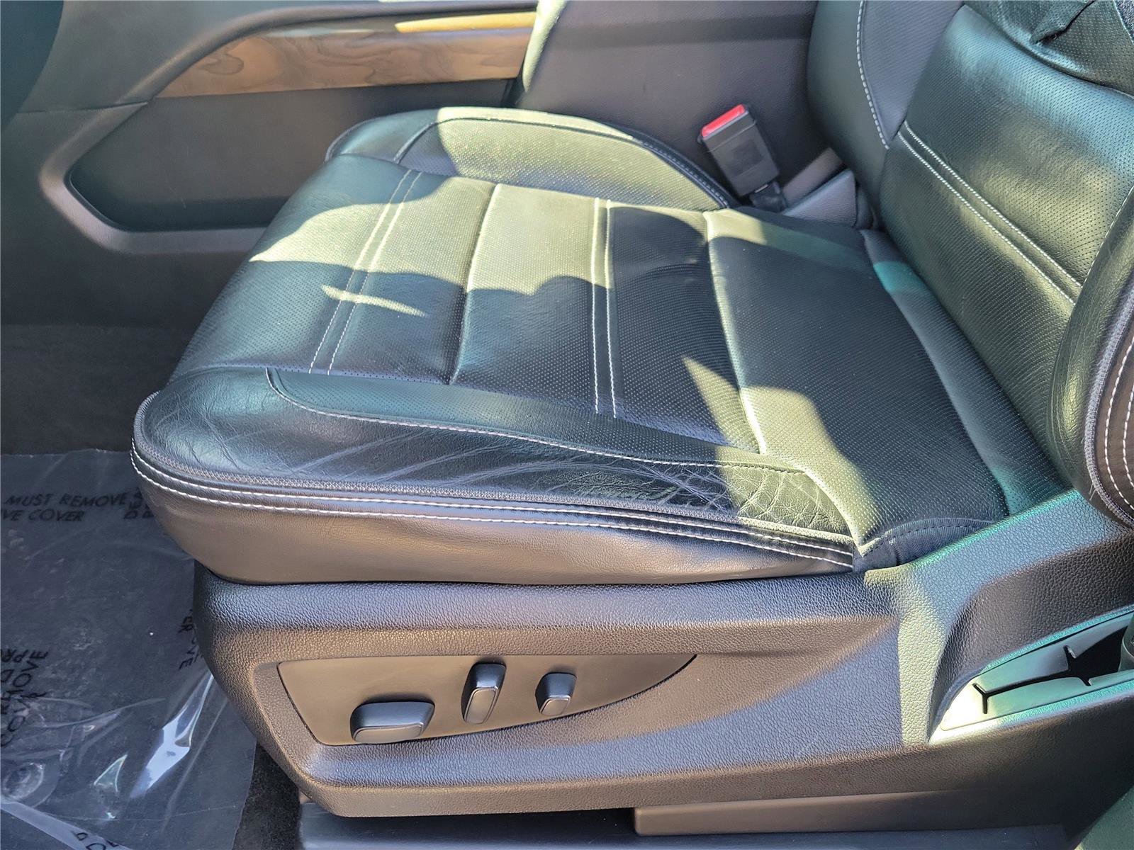 Used 2018 GMC Yukon XL Denali w/ Open Road Package image 21