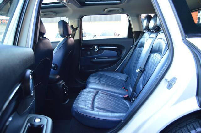 Used 2017 MINI Cooper Clubman S image 12