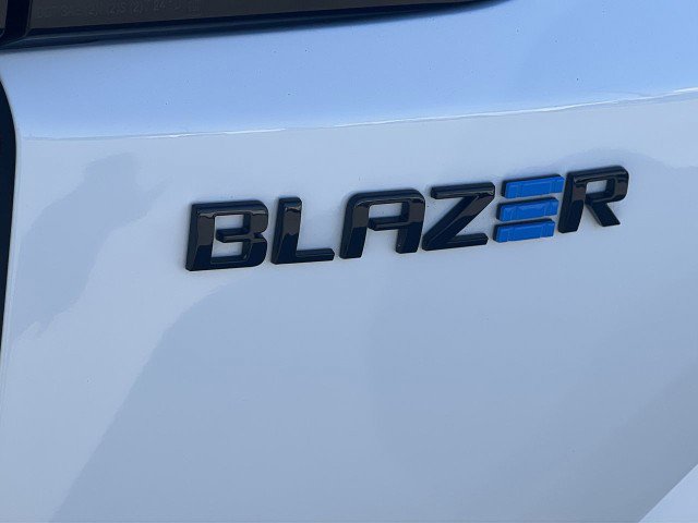 Used 2024 Chevrolet Blazer EV RS image 30