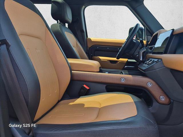 Used 2024 Land Rover Defender 110 X AWD/4WD image 24