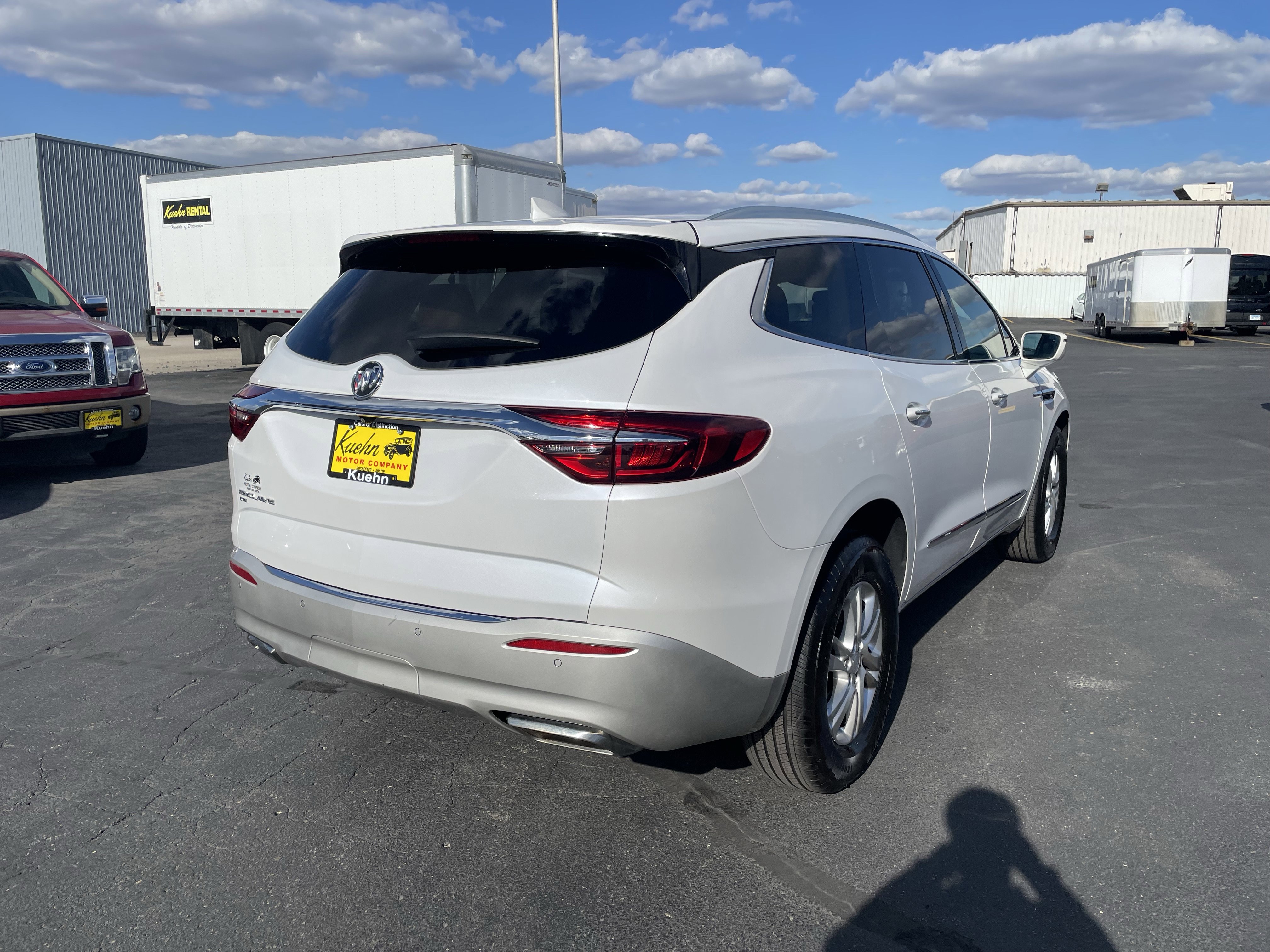 Used 2020 Buick Enclave Essence w/ LPO, Floor Liner Package AWD/4WD image 8