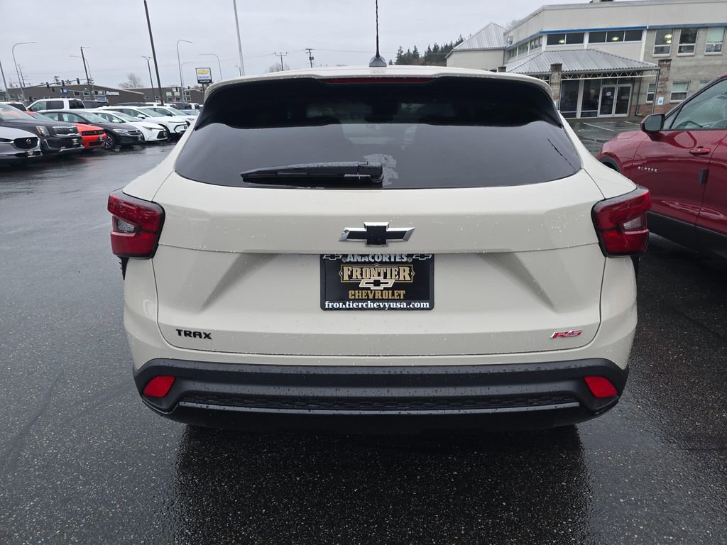 New 2026 Chevrolet Trax RS FWD image 4