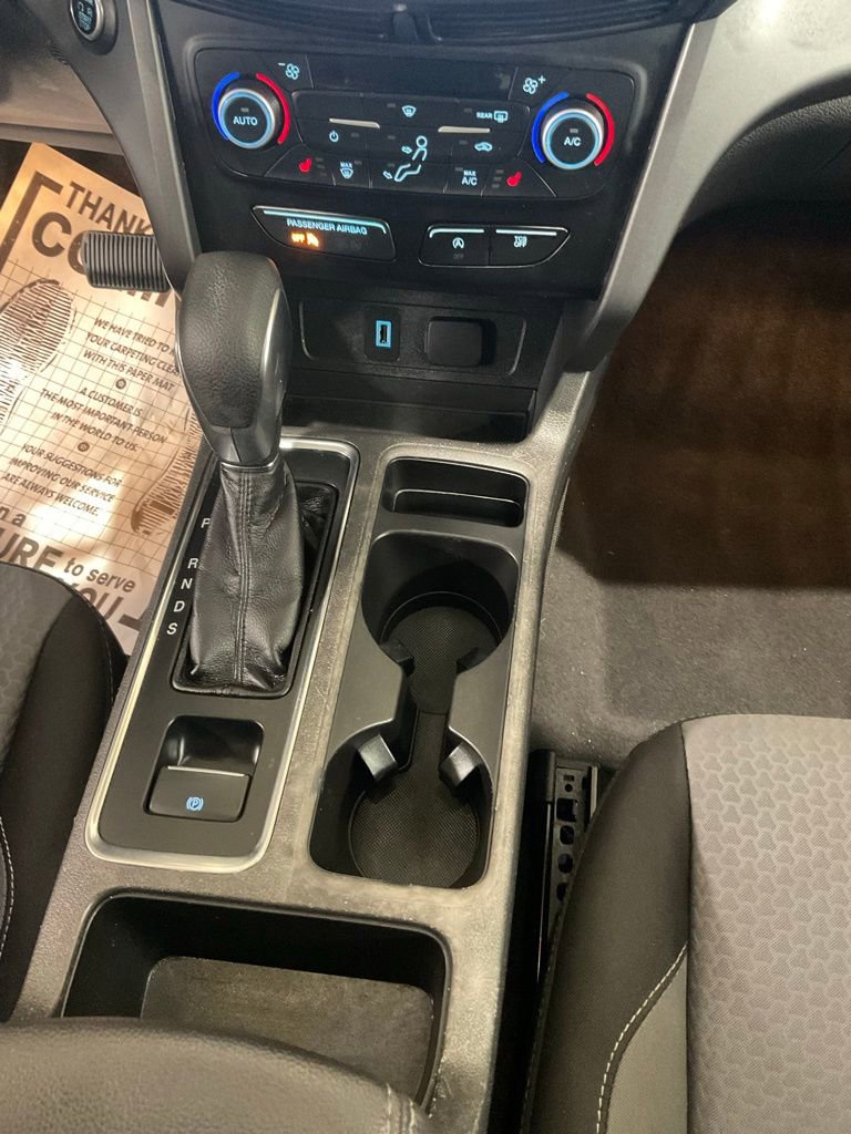Used 2019 Ford Escape SE image 23