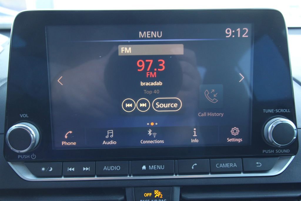 Used 2021 Nissan Altima 2.5 SR w/ SR Premium Package image 32