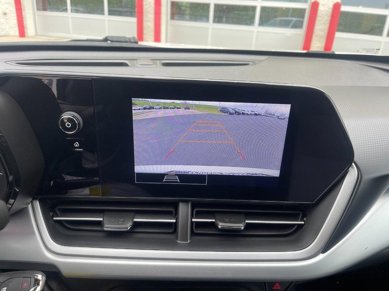 Used 2024 Chevrolet Trax LS FWD image 27