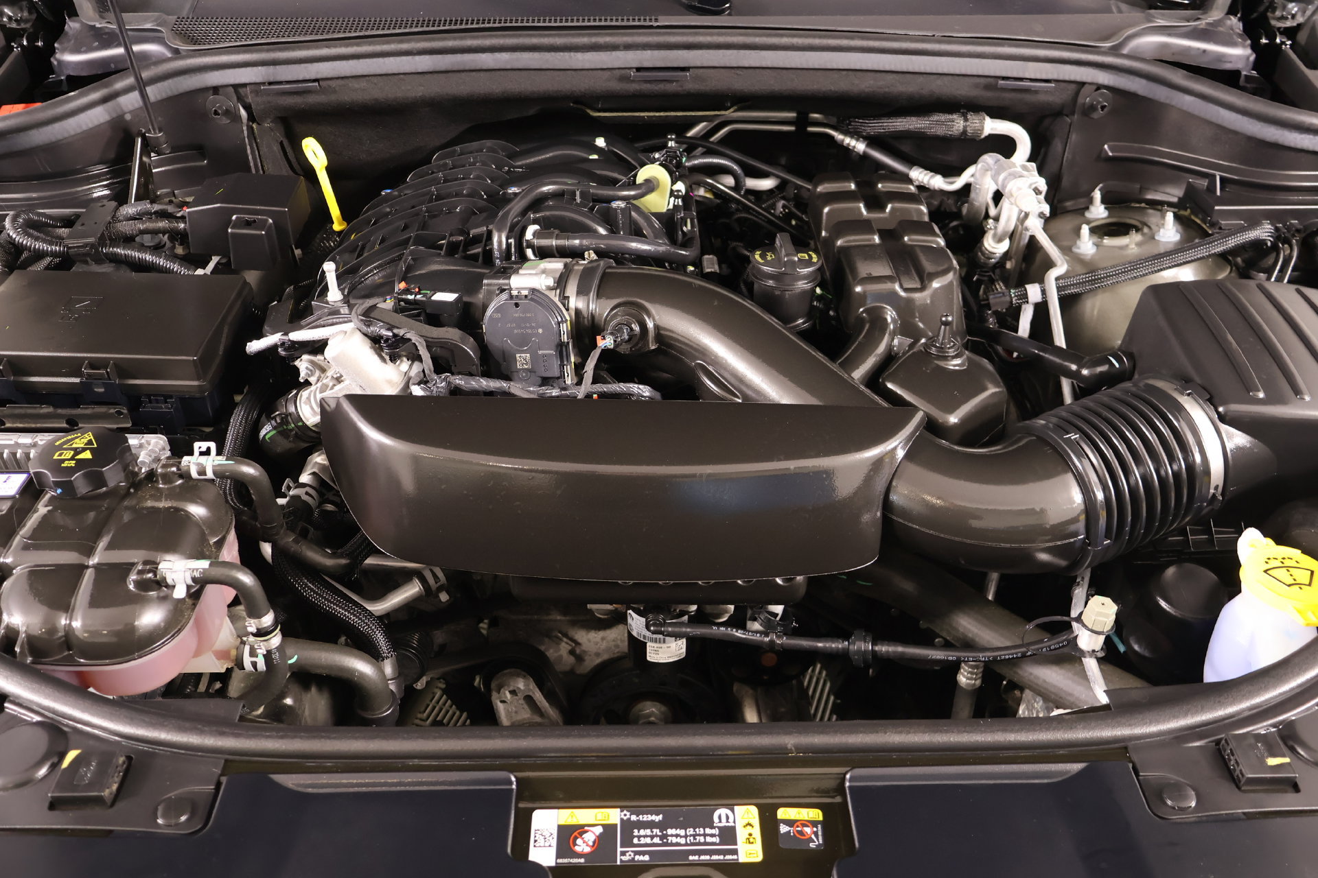 Used 2025 Dodge Durango GT RWD image 21