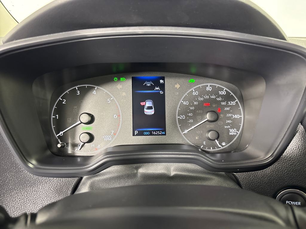 Used 2025 Toyota Corolla LE w/ LE Premium Package image 12