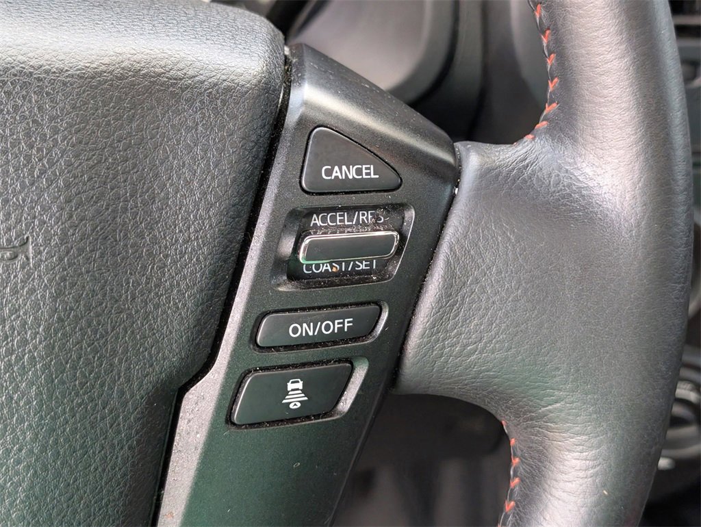 Used 2021 Nissan Titan PRO-4X w/ Pro-4x Convenience Package image 21