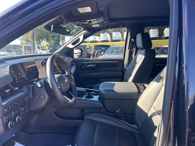 Used 2025 Chevrolet Tahoe Premier w/ Sun And Tow Package AWD/4WD image 10