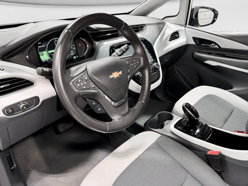 Used 2021 Chevrolet Bolt LT image 18