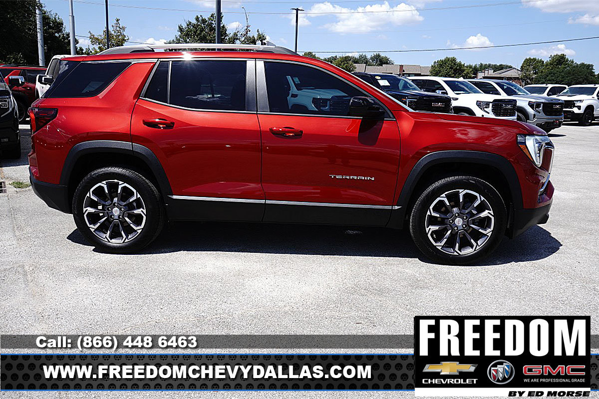 New 2026 GMC Terrain Elevation w/ Elevation Premium Package FWD image 8