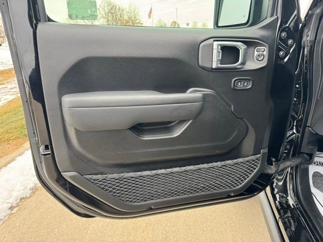 New 2026 Jeep Gladiator Willys image 6