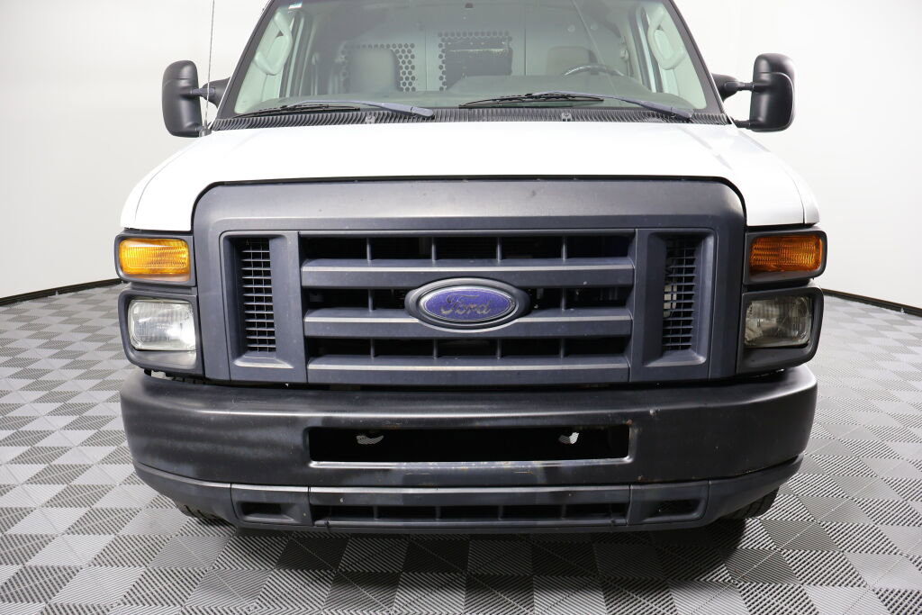 Used 2013 Ford E-150 and Econoline 150 image 6