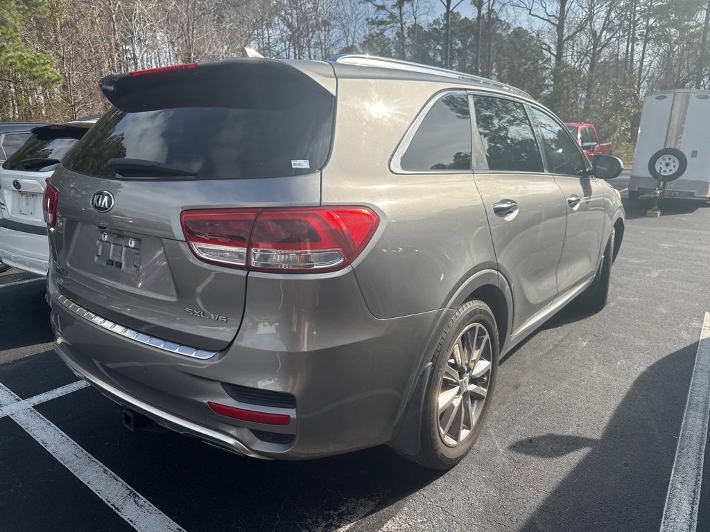Used 2017 Kia Sorento SX image 4