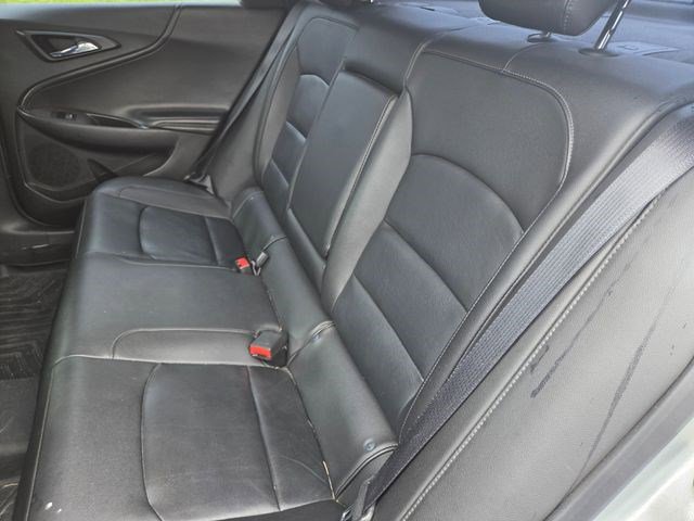 Used 2017 Chevrolet Malibu LT w/ Leather Package image 9