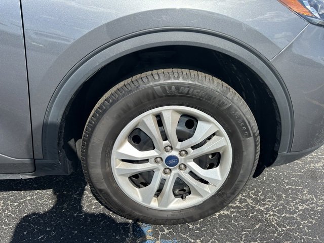 Used 2022 Ford Escape S image 29