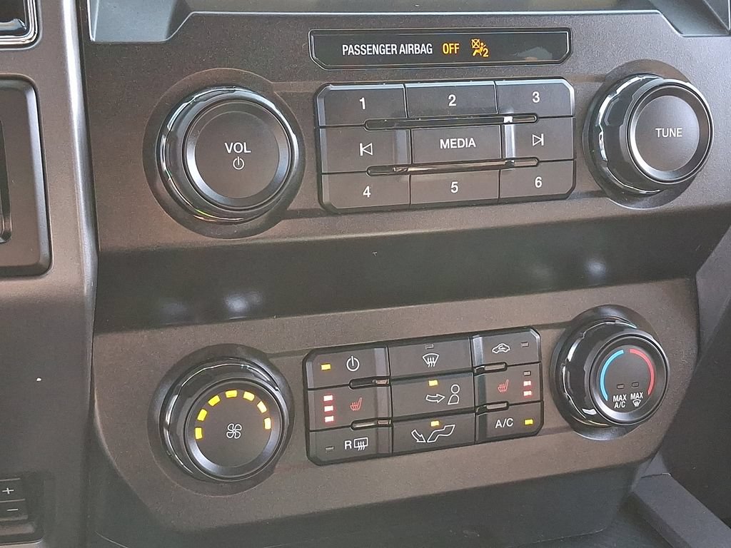 Used 2020 Ford F150 XLT w/ Equipment Group 302A Luxury AWD/4WD image 16