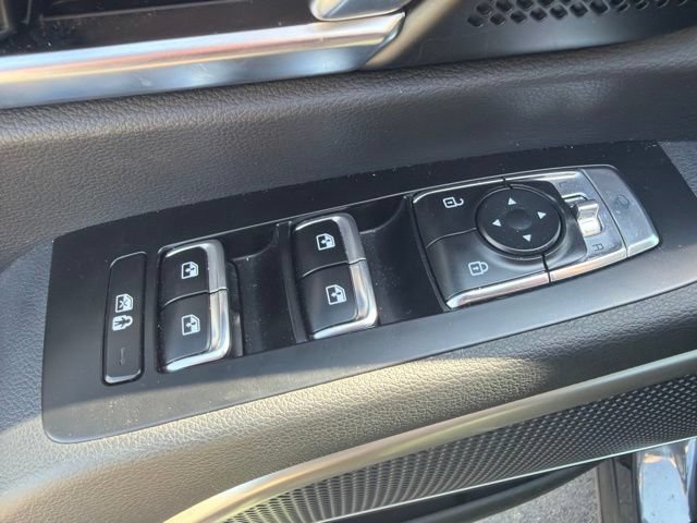 Used 2024 Kia Telluride EX w/ EX Captain's Chair Package AWD/4WD image 27