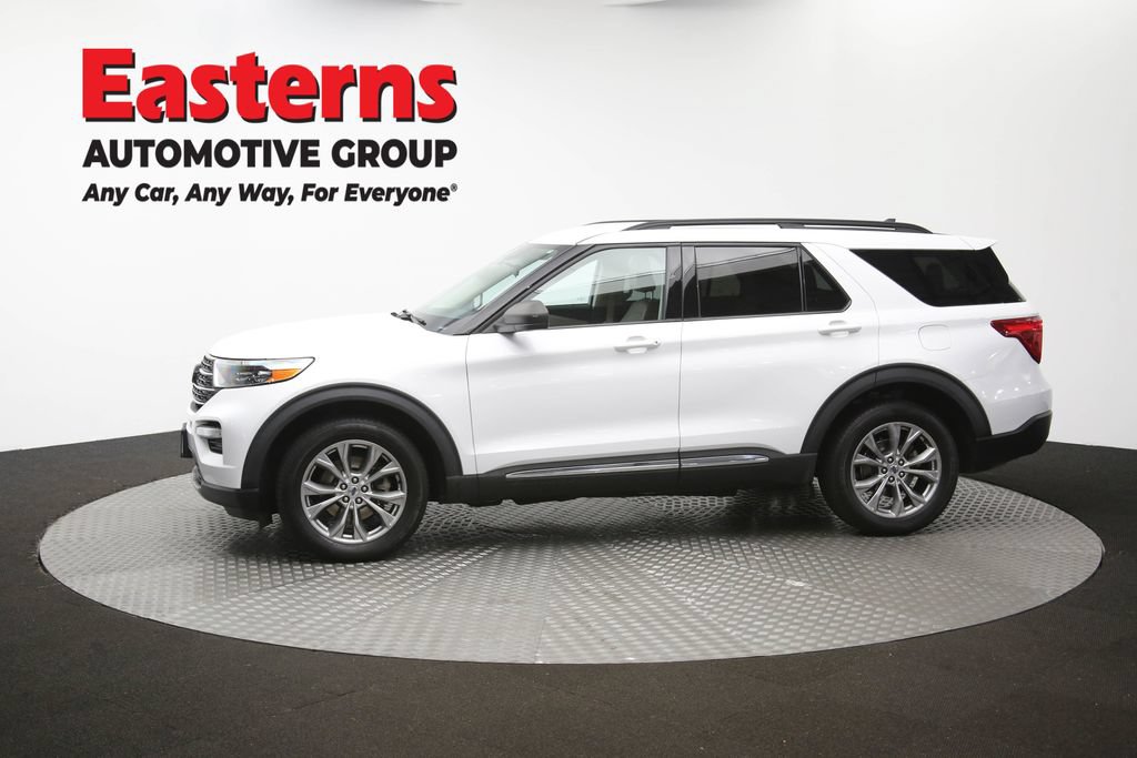 Used 2022 Ford Explorer XLT w/ Equipment Group 202A AWD/4WD image 62