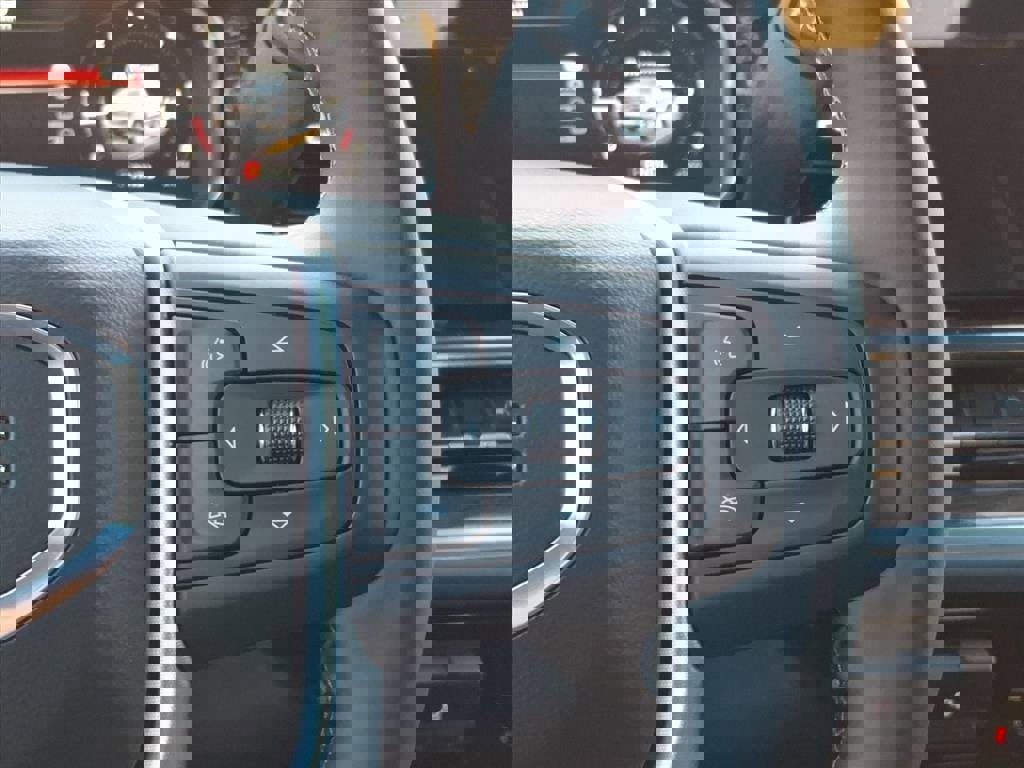 New 2026 GMC Sierra 1500 Elevation image 17