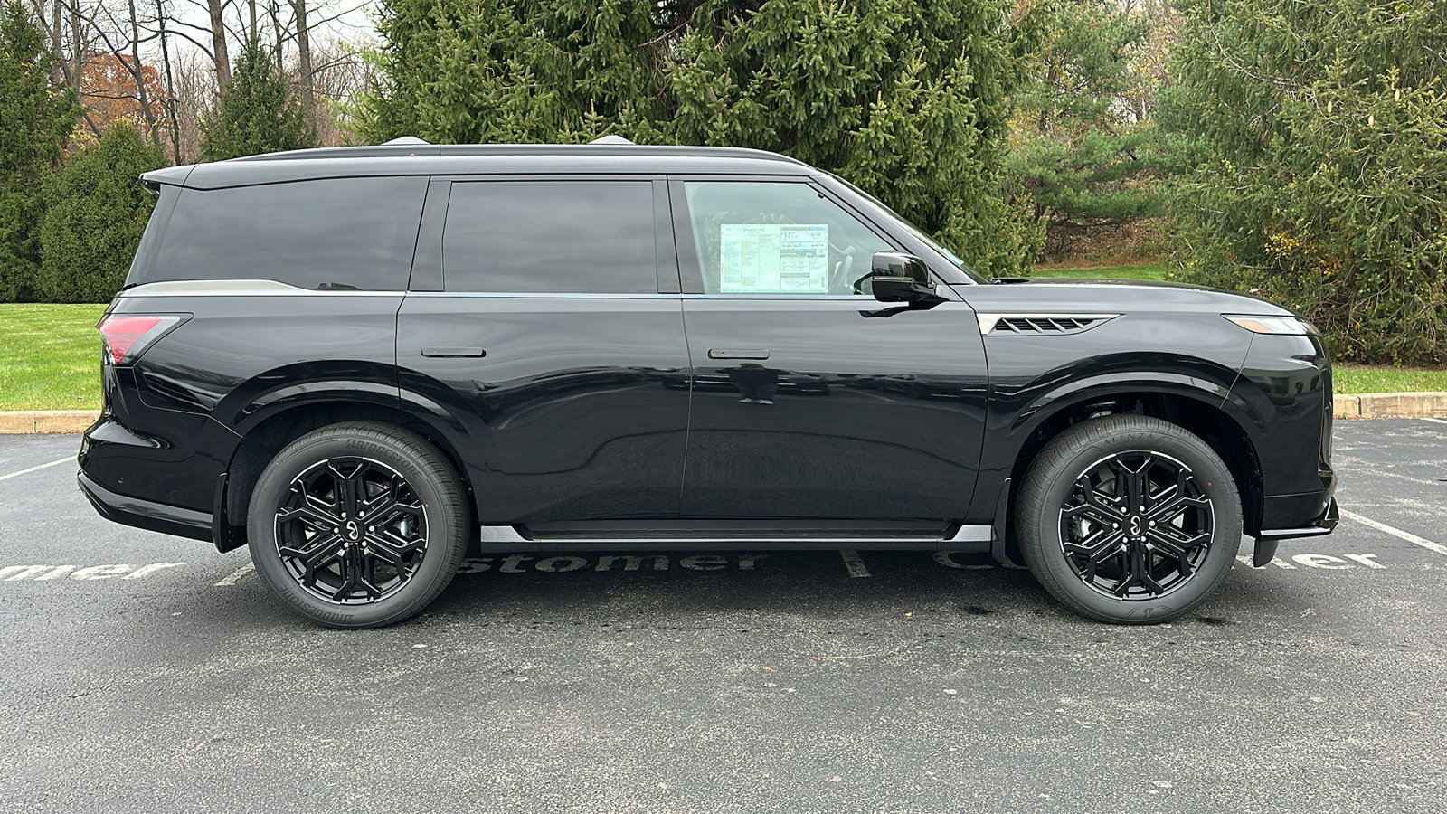 New 2026 INFINITI QX80 4WD image 14
