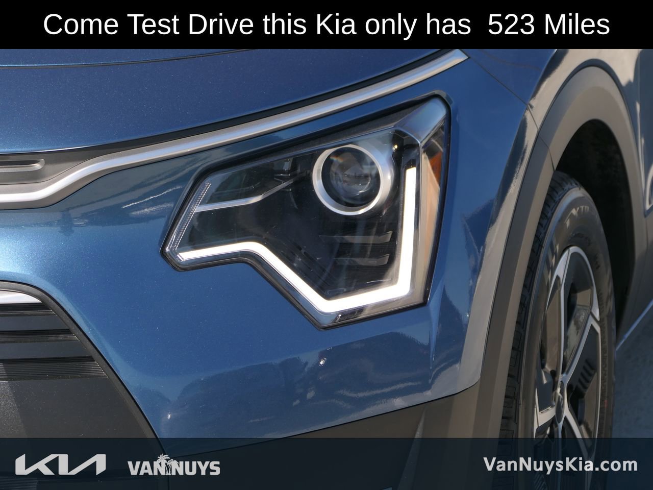 Used 2025 Kia Niro EX image 9