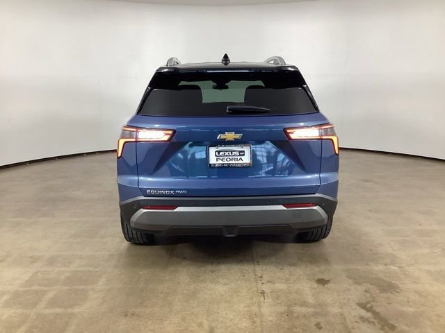 Used 2025 Chevrolet Equinox LT AWD/4WD image 10